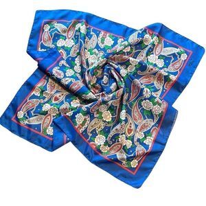 Vintage Sarah Coventry paisley w blue border made in Italy scarf 30” x 30”